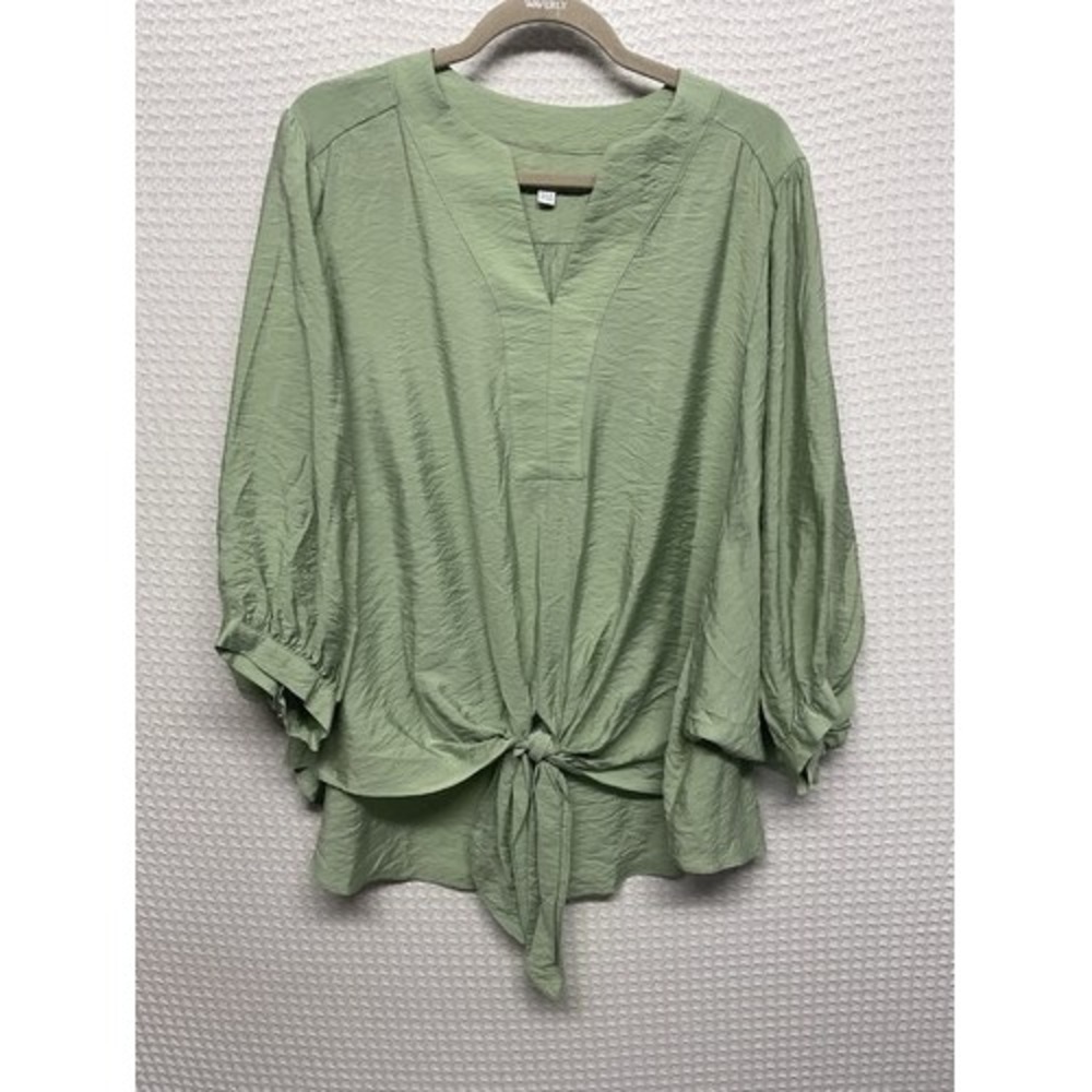 NWOT Chico's Green 3/4 Sleeve Tie Front Silky Blouse Women 3/ US16-XL Vietnam